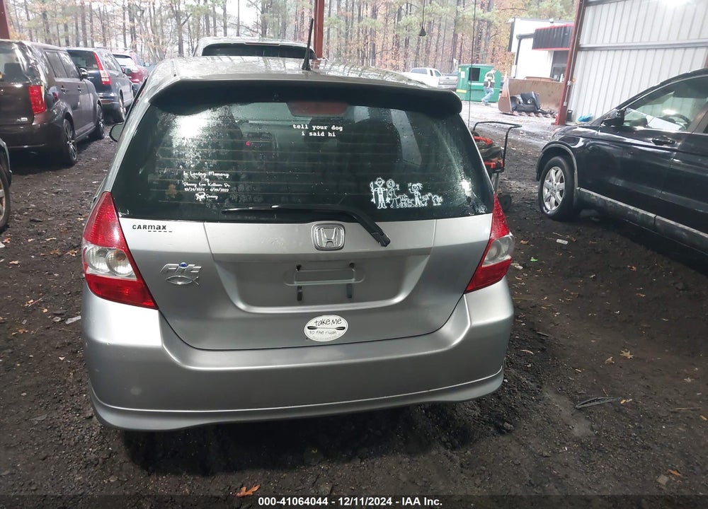 2007 HONDA FIT SPORT VIN: JHMGD376X7S042395