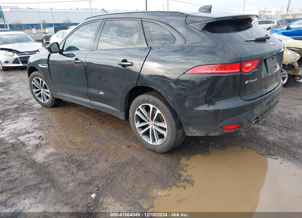 2018 JAGUAR F-PACE 25T PREMIUM VIN: SADCJ2FX9JA270886