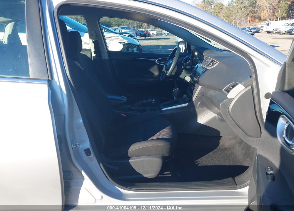 2019 NISSAN SENTRA SV VIN: 3N1AB7AP0KY331109