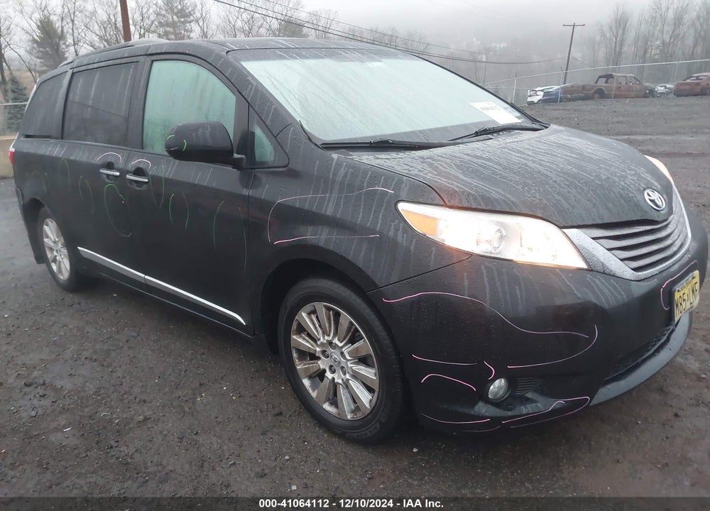 2015 TOYOTA SIENNA XLE 7 PASSENGER VIN: 5TDDK3DC9FS124680