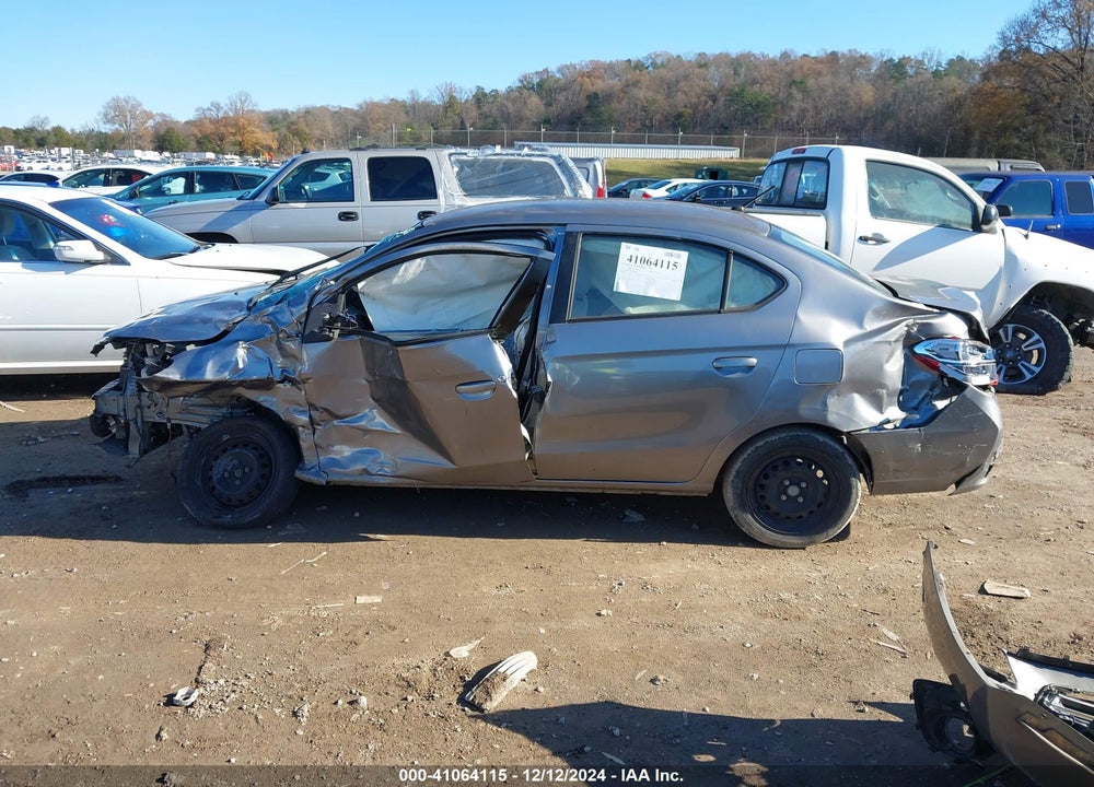 2017 MITSUBISHI MIRAGE G4 ES VIN: ML32F3FJXHH002931