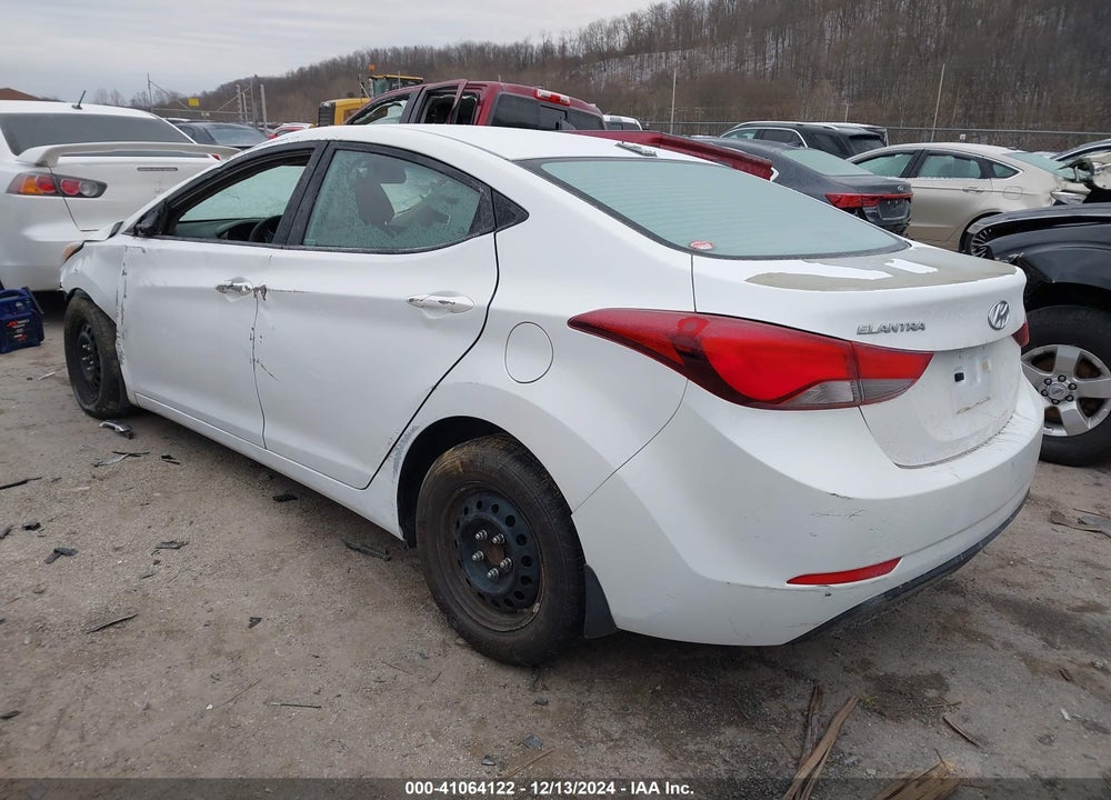 2016 HYUNDAI ELANTRA SE VIN: 5NPDH4AE6GH757106