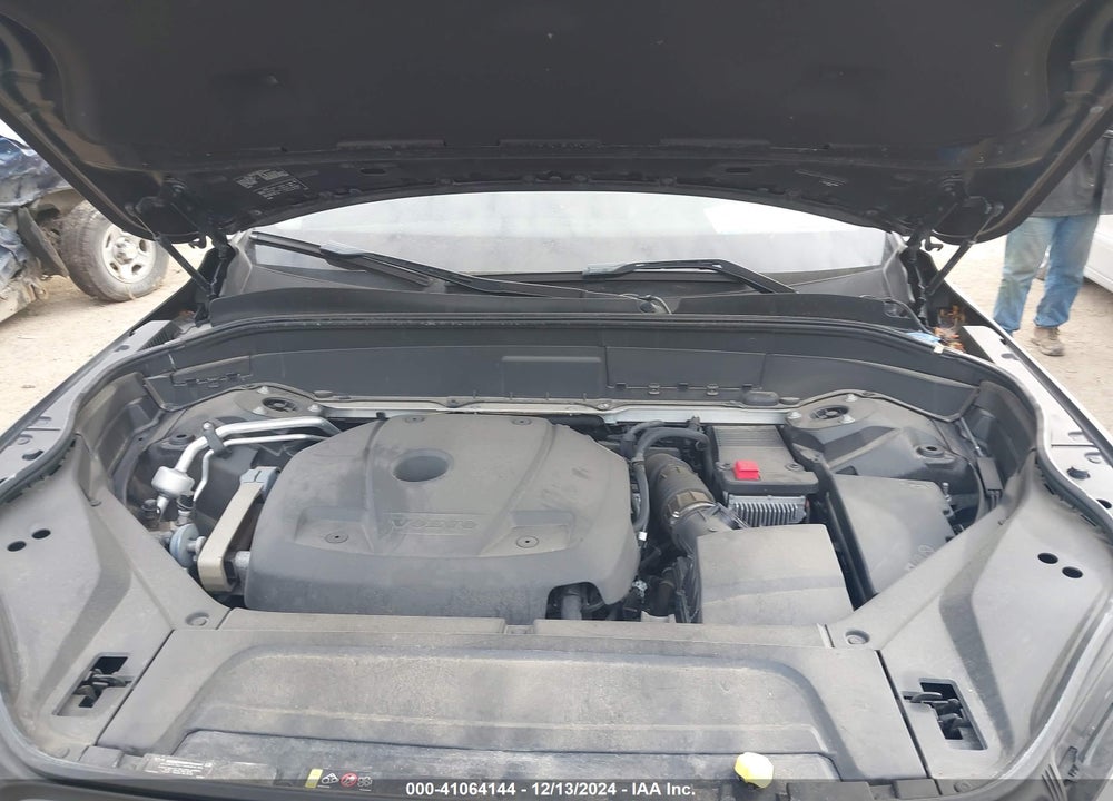 2018 VOLVO XC90 T6 MOMENTUM VIN: YV4A22PK6J1391696