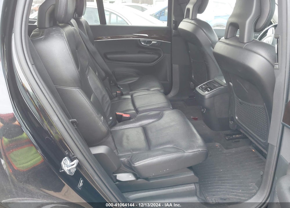 2018 VOLVO XC90 T6 MOMENTUM VIN: YV4A22PK6J1391696