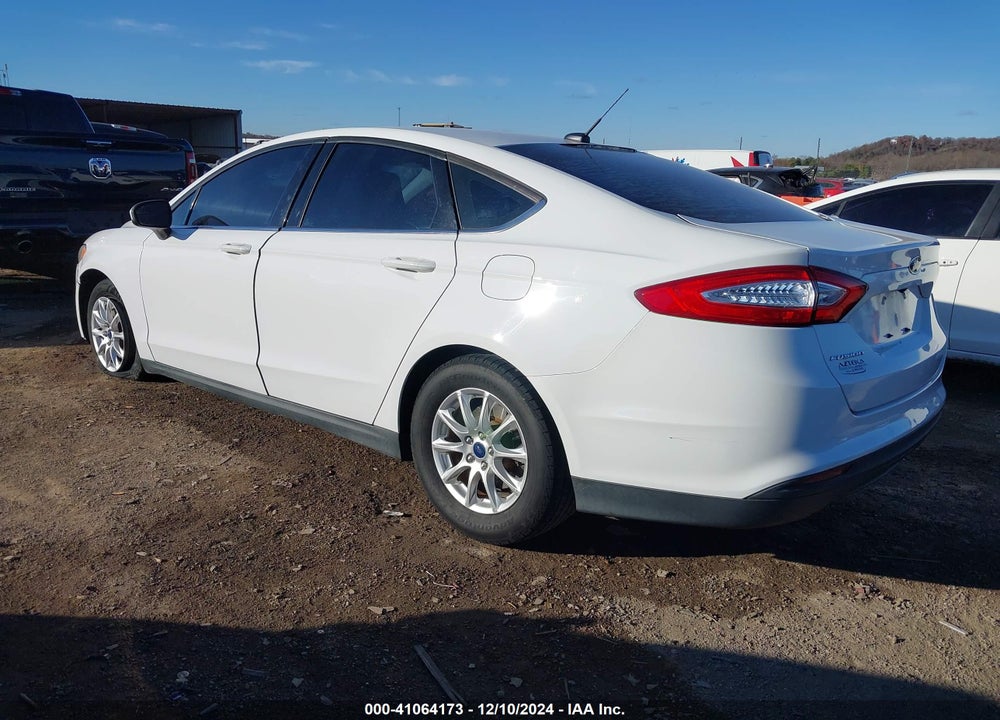2016 FORD FUSION S VIN: 3FA6P0G73GR369010