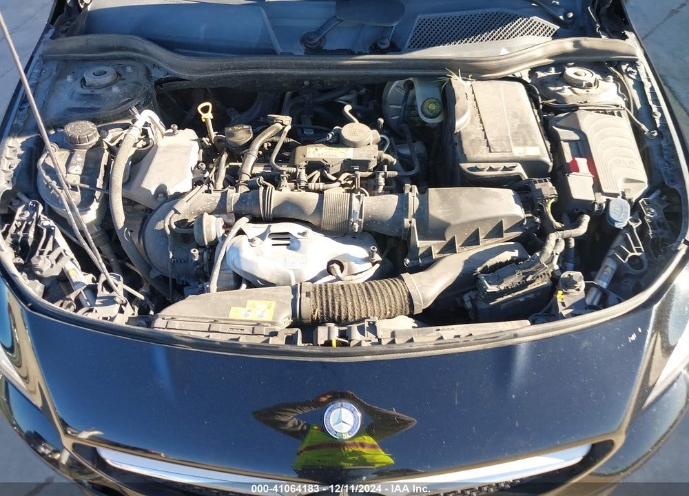 2014 MERCEDES-BENZ CLA 250 VIN: WDDSJ4EB5EN038072