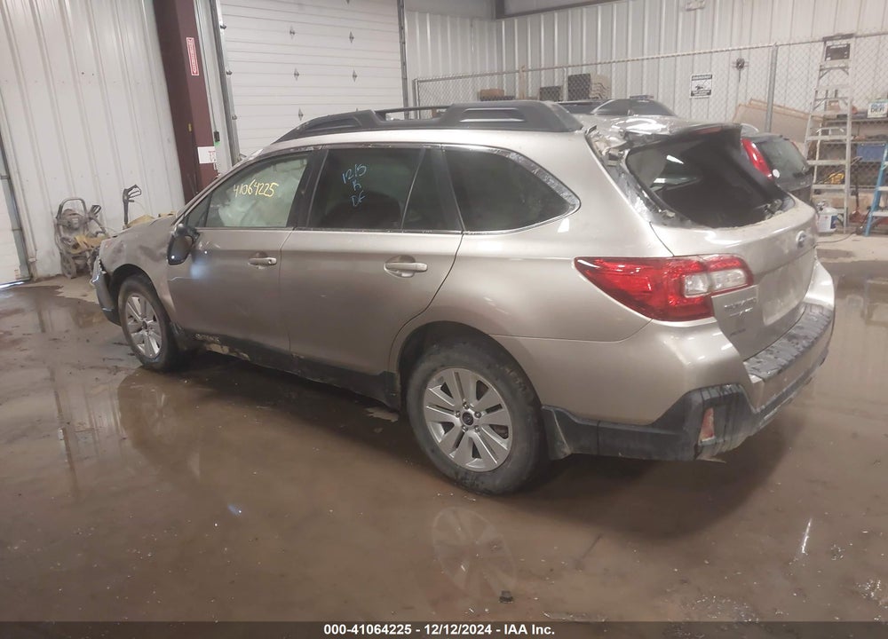 2019 SUBARU OUTBACK 2.5I PREMIUM VIN: 4S4BSAHC1K3282878