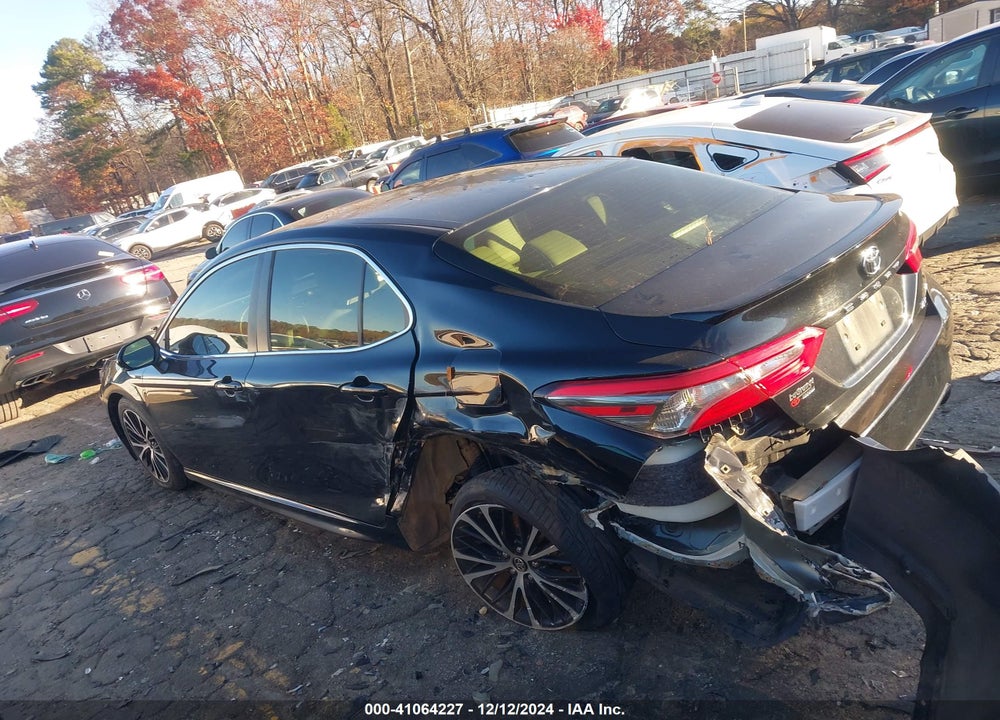 2018 TOYOTA CAMRY VIN: JTNB11HK5J3002050