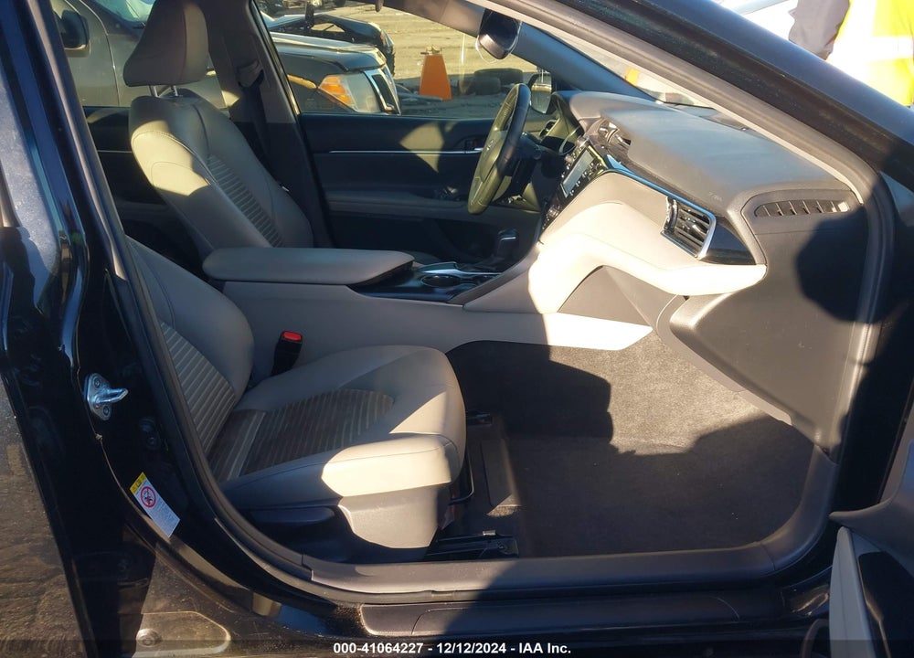 2018 TOYOTA CAMRY VIN: JTNB11HK5J3002050