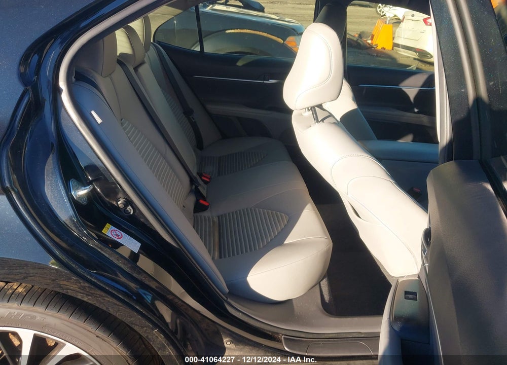 2018 TOYOTA CAMRY VIN: JTNB11HK5J3002050