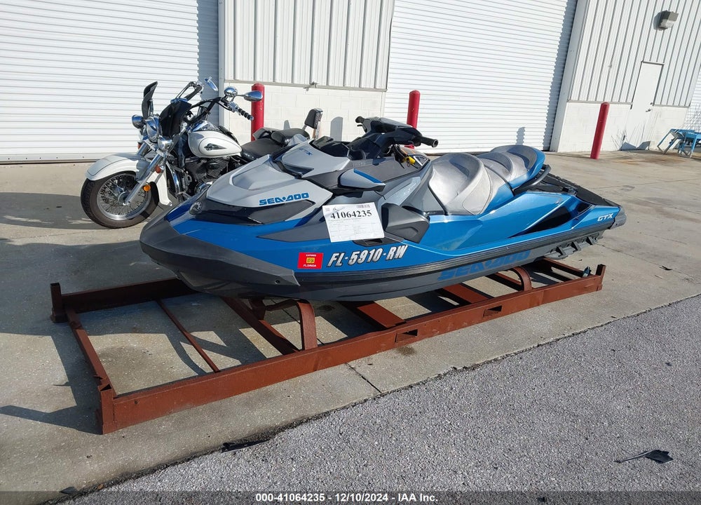 2019 SEADOO GTX 155 VIN: YDV05811J819