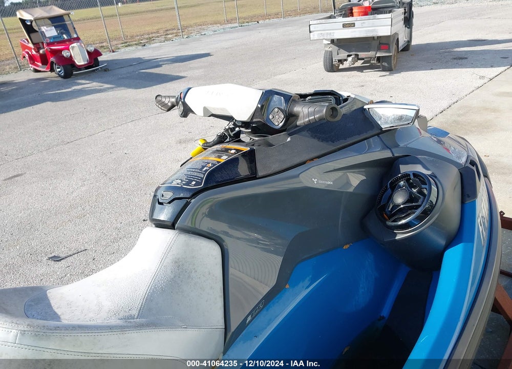 2019 SEADOO GTX 155 VIN: YDV05811J819