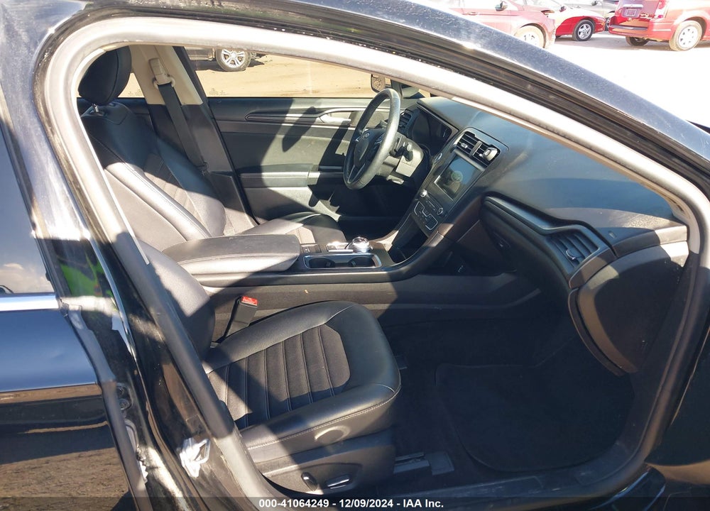 2018 FORD FUSION SE VIN: 3FA6P0HD6JR230226