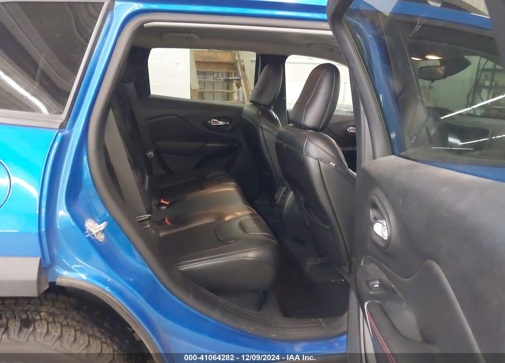 2019 JEEP CHEROKEE TRAILHAWK 4X4 VIN: 1C4PJMBN8KD464645
