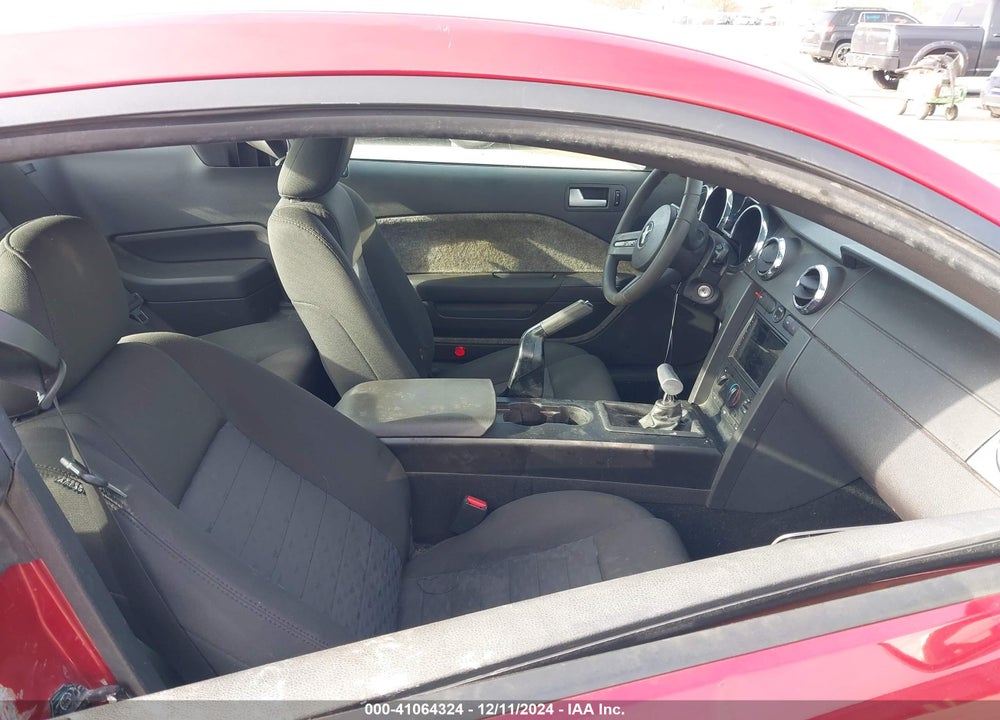 2009 FORD MUSTANG GT/GT PREMIUM VIN: 1ZVHT82H695127635