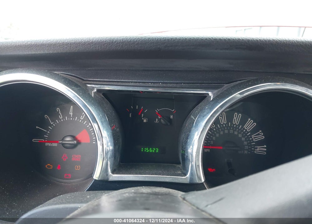 2009 FORD MUSTANG GT/GT PREMIUM VIN: 1ZVHT82H695127635