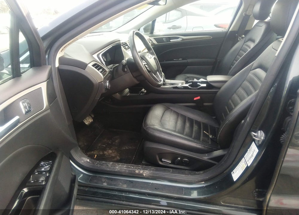 2015 FORD FUSION SE VIN: 3FA6P0HD1FR122197