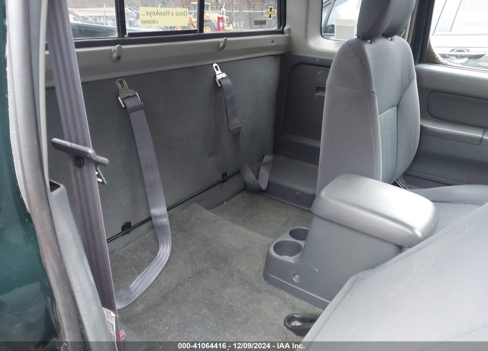 2001 NISSAN FRONTIER XE VIN: 1N6DD26S01C400762