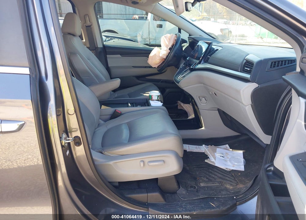 2018 HONDA ODYSSEY EX-L VIN: 5FNRL6H78JB080136