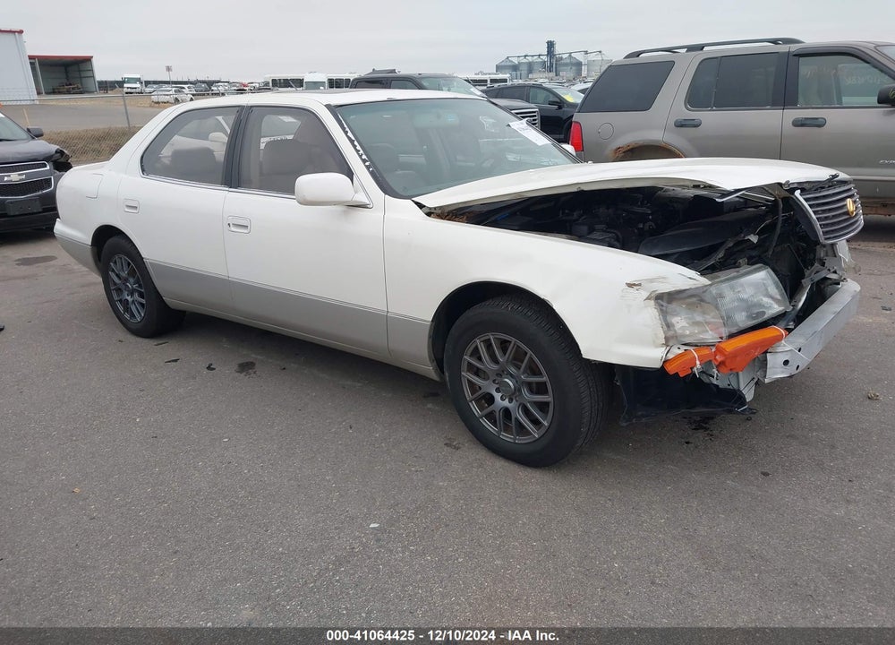 1997 LEXUS LS 400 VIN: JT8BH28F0V0084137