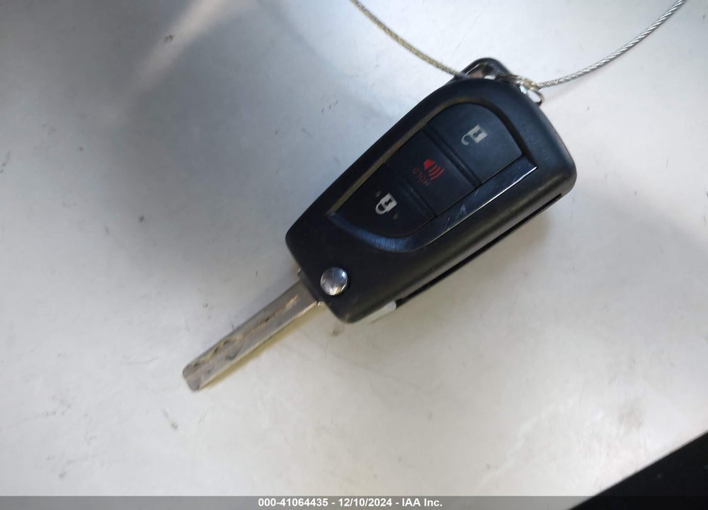 2021 TOYOTA C-HR LE VIN: NMTKHMBX2MR131015