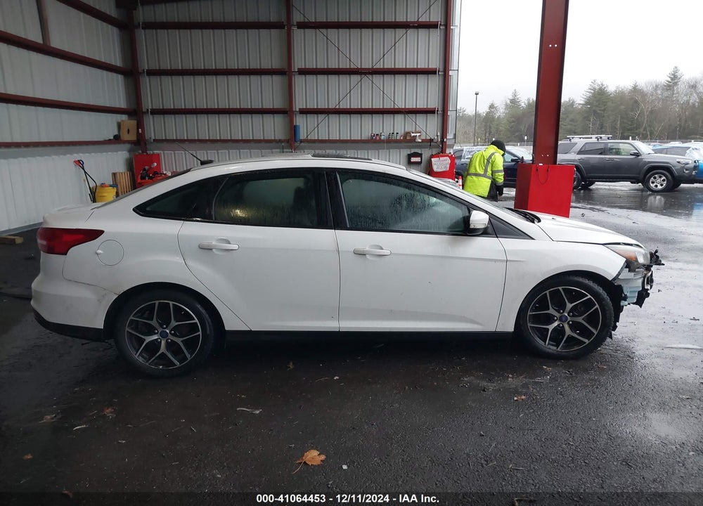 2017 FORD FOCUS SEL VIN: 1FADP3H25HL224997