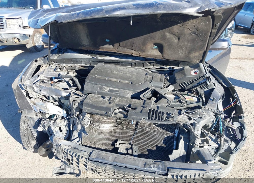 2013 HONDA ACCORD EX-L V-6 VIN: 1HGCR3F83DA038292