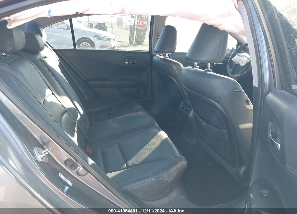 2013 HONDA ACCORD EX-L V-6 VIN: 1HGCR3F83DA038292