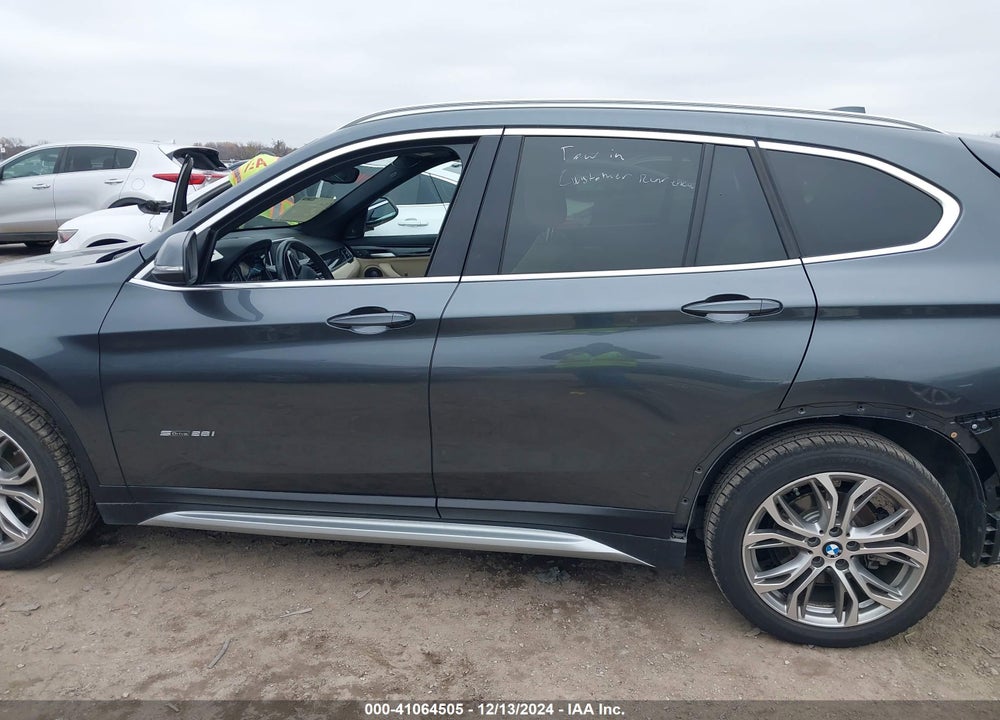 2017 BMW X1 SDRIVE28I VIN: WBXHU7C31HP925415