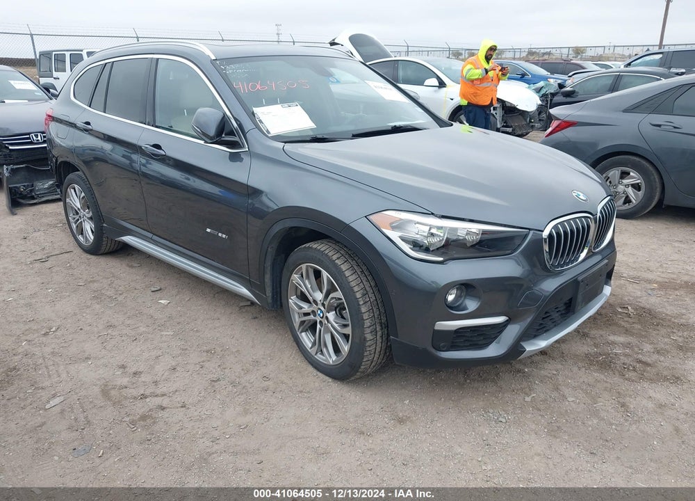 2017 BMW X1 SDRIVE28I VIN: WBXHU7C31HP925415