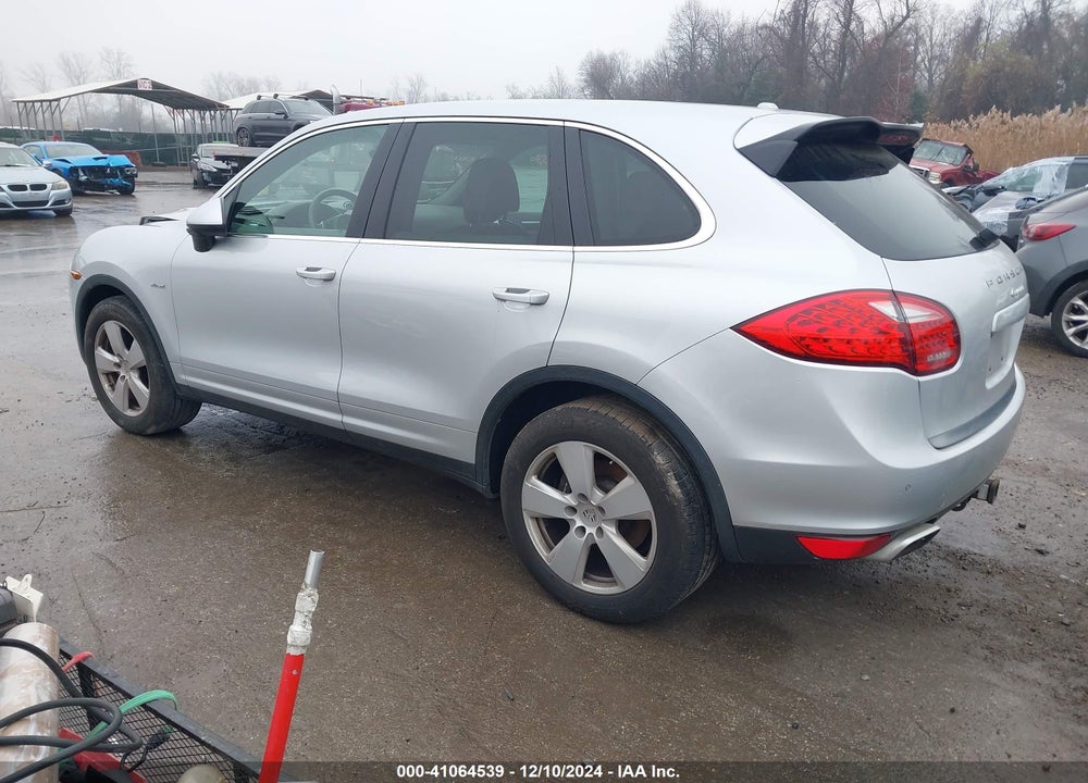 2014 PORSCHE CAYENNE DIESEL PLATINUM EDITION VIN: WP1AF2A23ELA30791