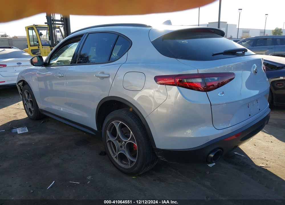 2022 ALFA ROMEO STELVIO SPRINT AWD VIN: ZASPAKAN9N7D38410