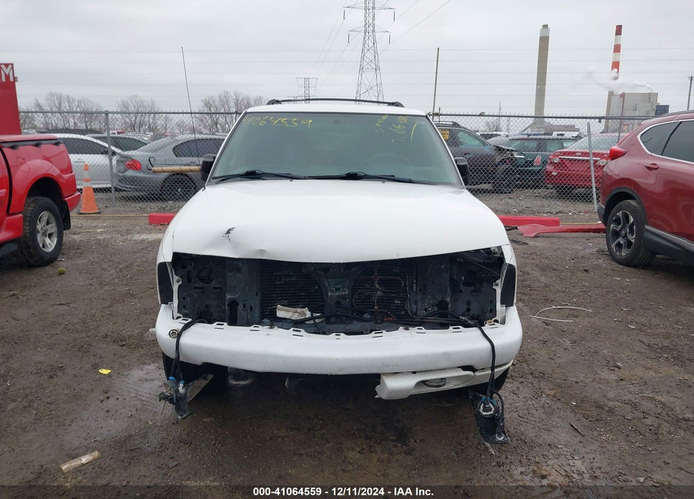 2004 CHEVROLET BLAZER LS VIN: 1GNDT13X64K155645