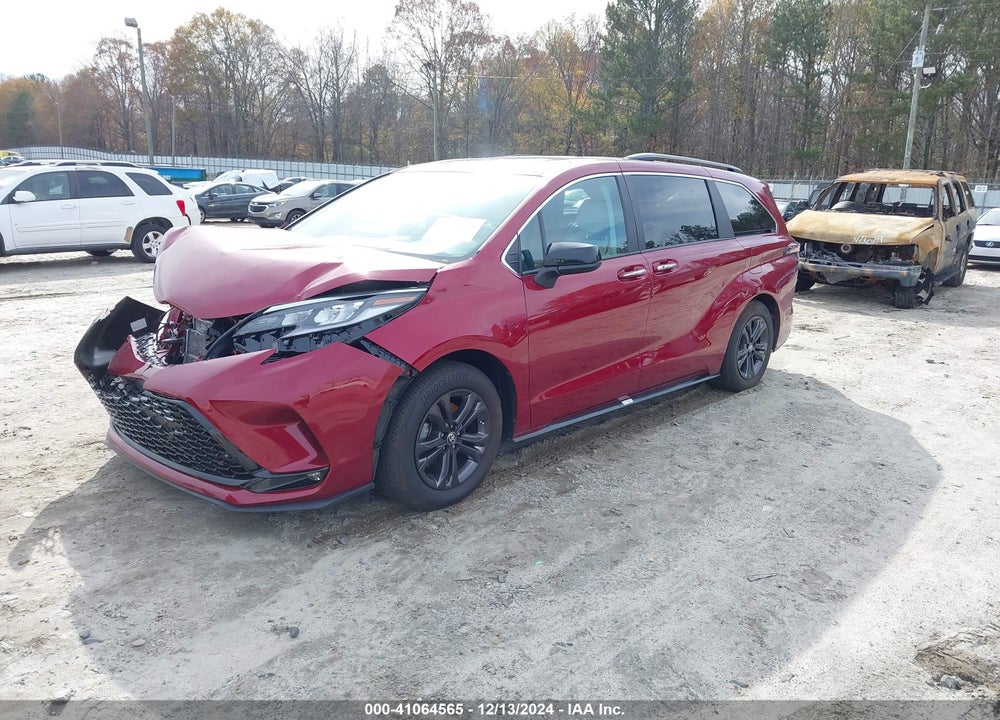 2024 TOYOTA SIENNA XSE VIN: 5TDDSKFC8RS115156