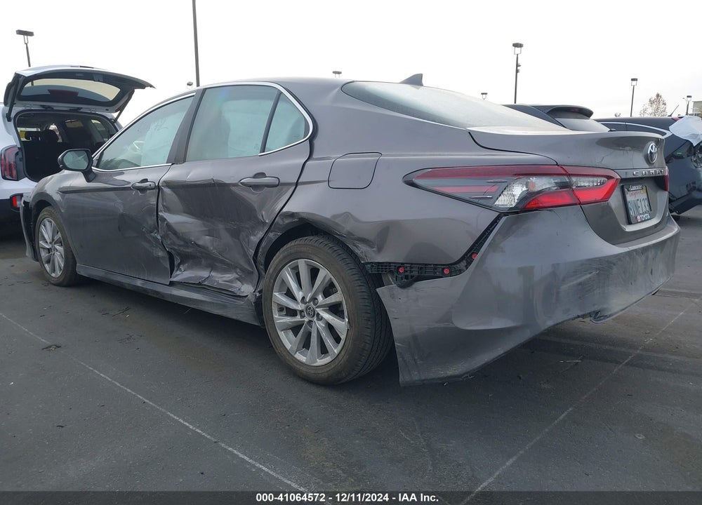 2021 TOYOTA CAMRY LE VIN: 4T1C11AK4MU440832
