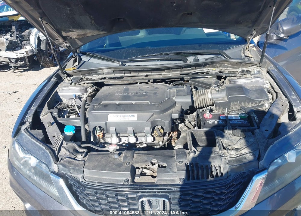 2014 HONDA ACCORD VIN: 1HGCT2B84EA007555