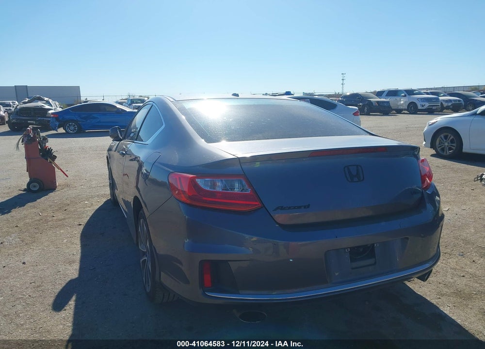 2014 HONDA ACCORD VIN: 1HGCT2B84EA007555