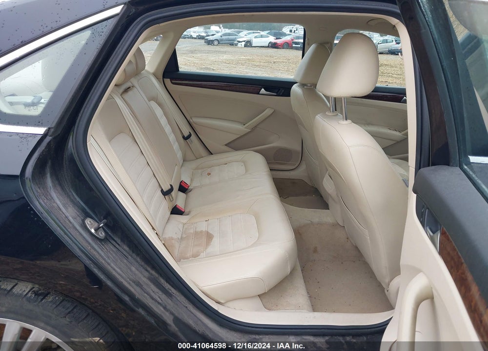 2012 VOLKSWAGEN PASSAT VIN: 1VWCM7A31CC065345