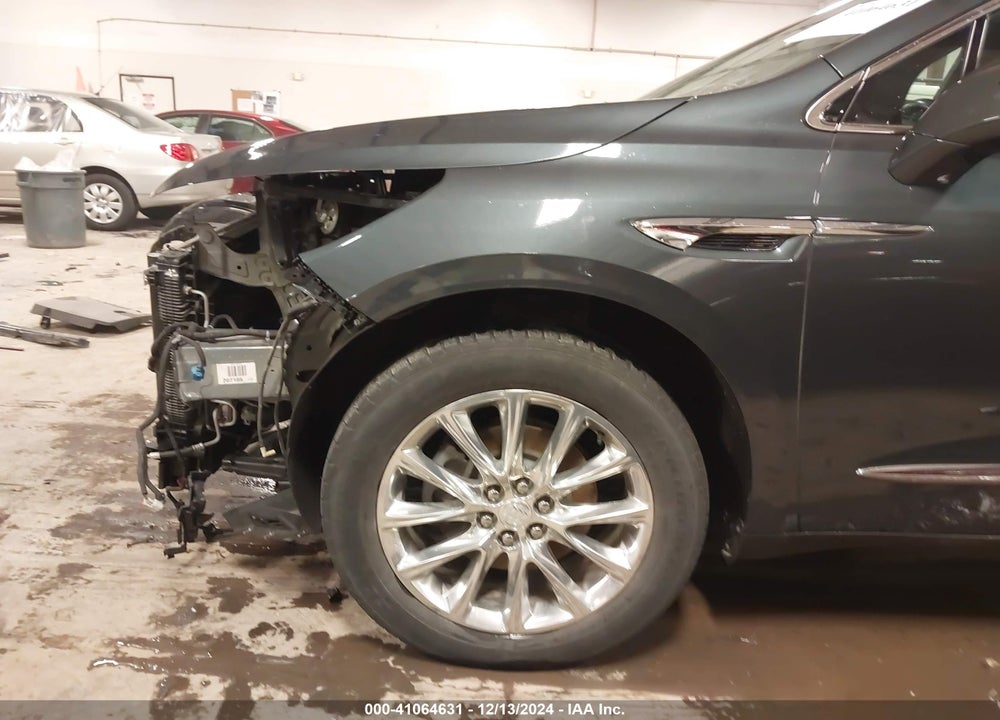 2018 BUICK ENCLAVE PREMIUM VIN: 5GAEVBKW8JJ206796