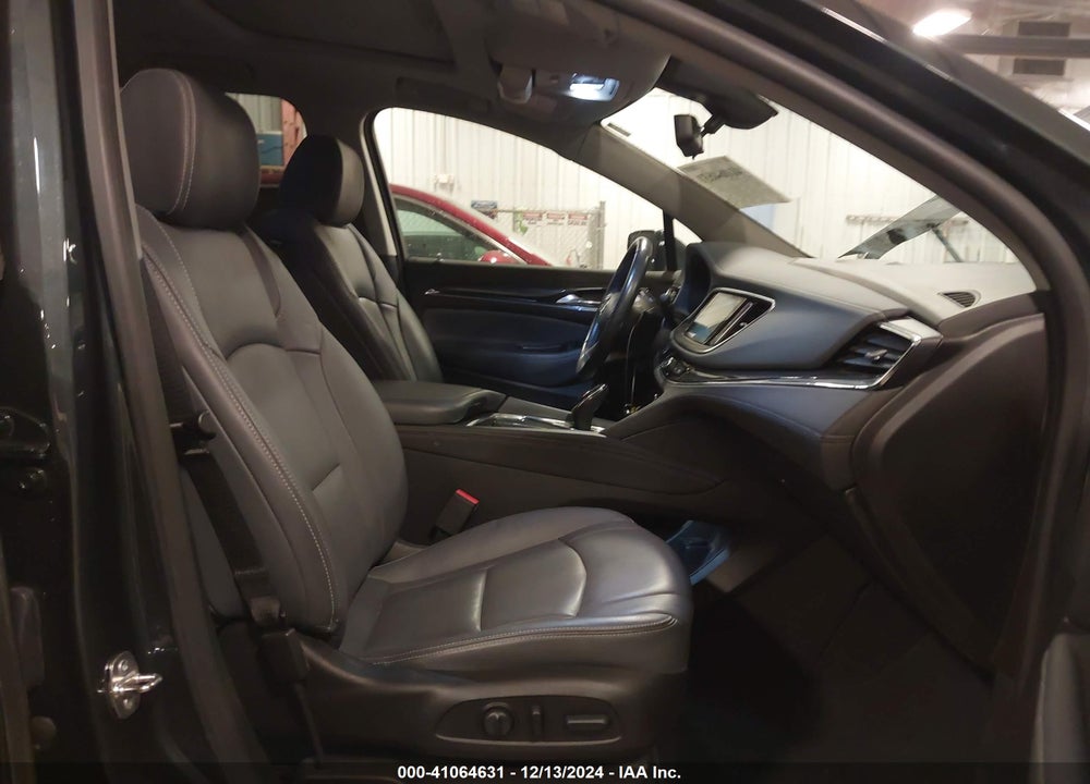 2018 BUICK ENCLAVE PREMIUM VIN: 5GAEVBKW8JJ206796