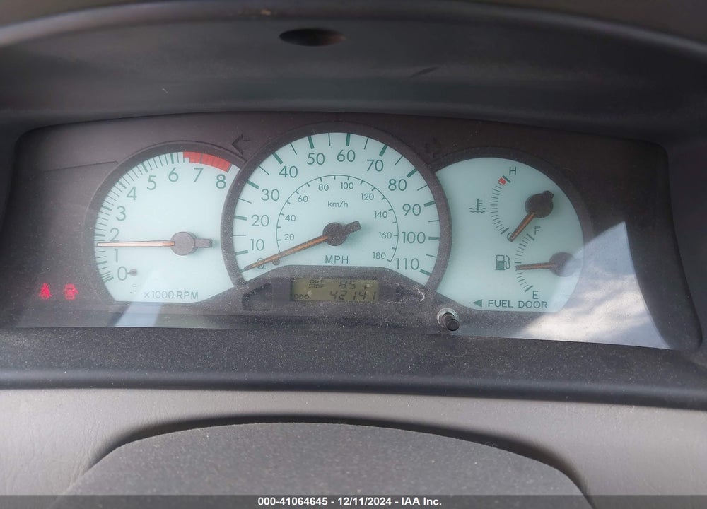 2004 TOYOTA COROLLA LE VIN: JTDBR32E842019978