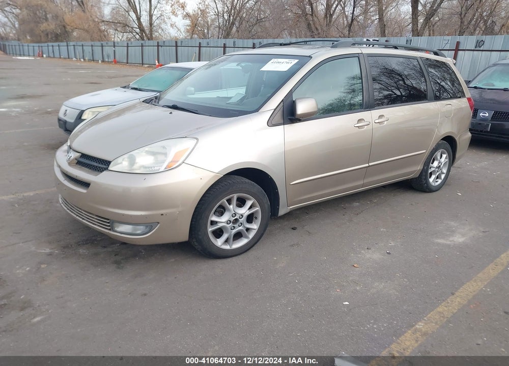 2004 TOYOTA SIENNA XLE VIN: 5TDZA22C94S162171