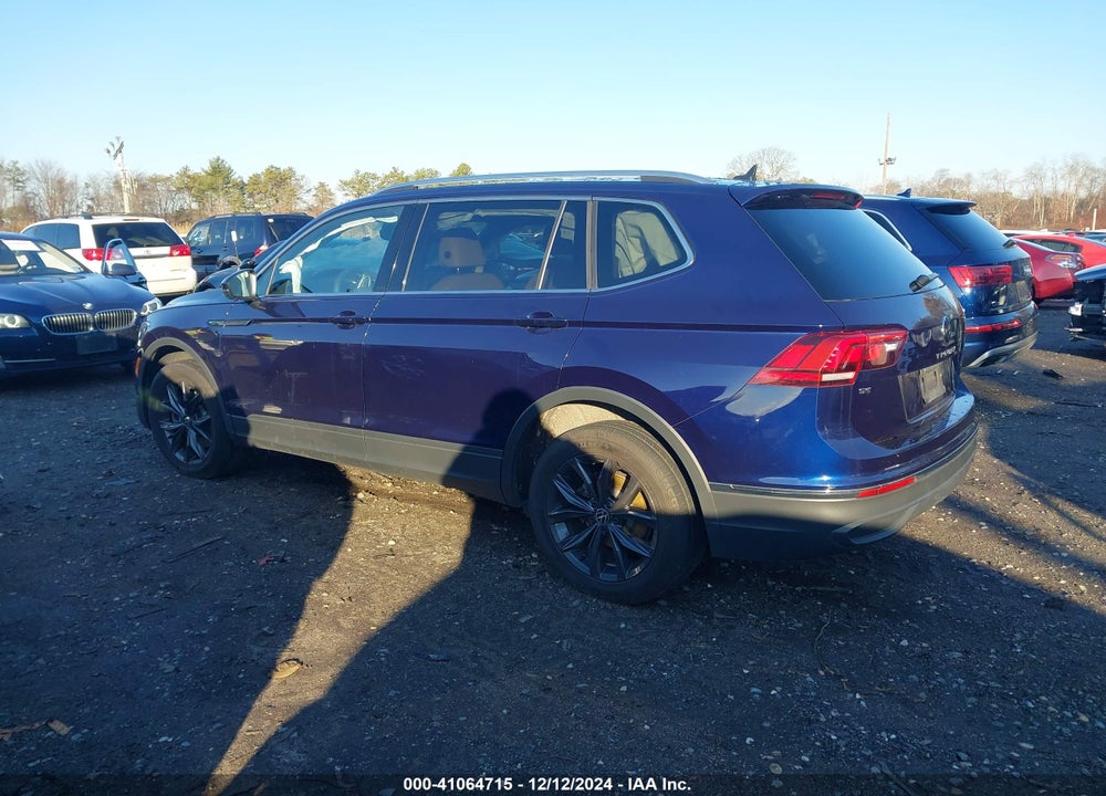 2022 VOLKSWAGEN TIGUAN 2.0T SE VIN: 3VV2B7AX2NM005777