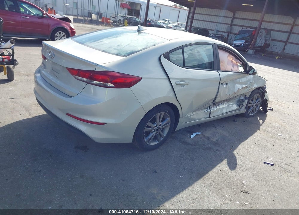 2017 HYUNDAI ELANTRA SE VIN: 5NPD84LF3HH123226