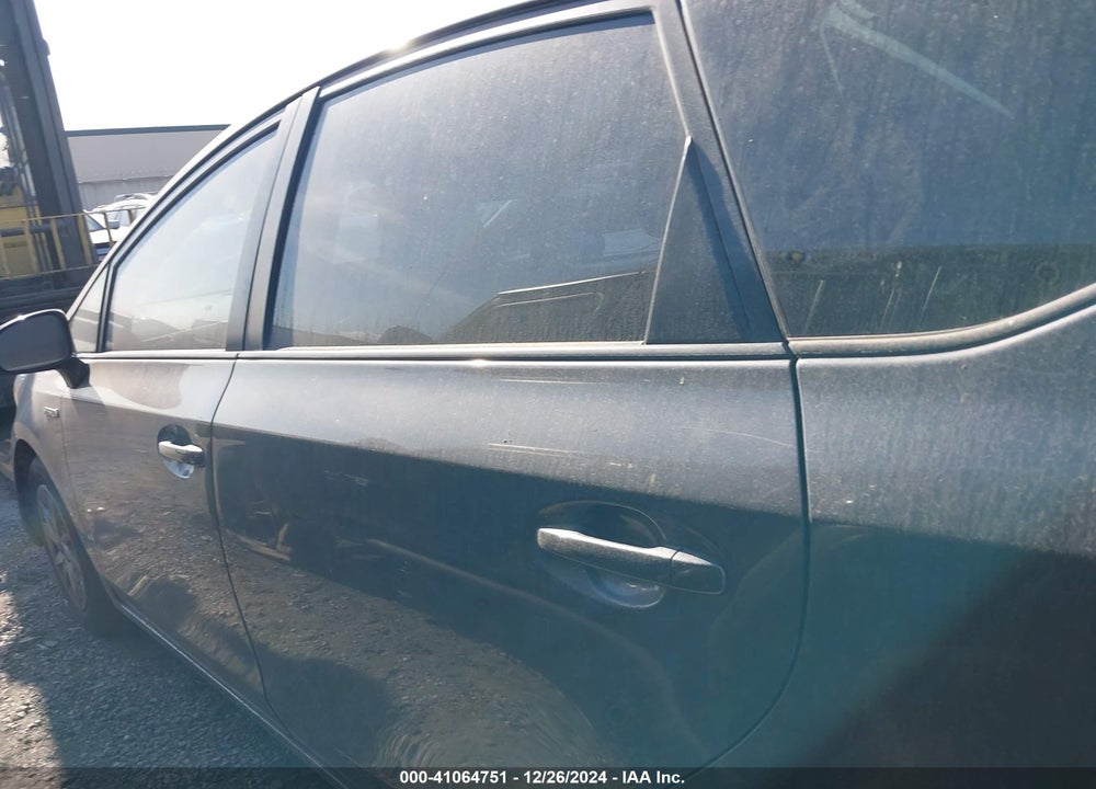 2015 TOYOTA PRIUS V TWO VIN: JTDZN3EU2FJ023207