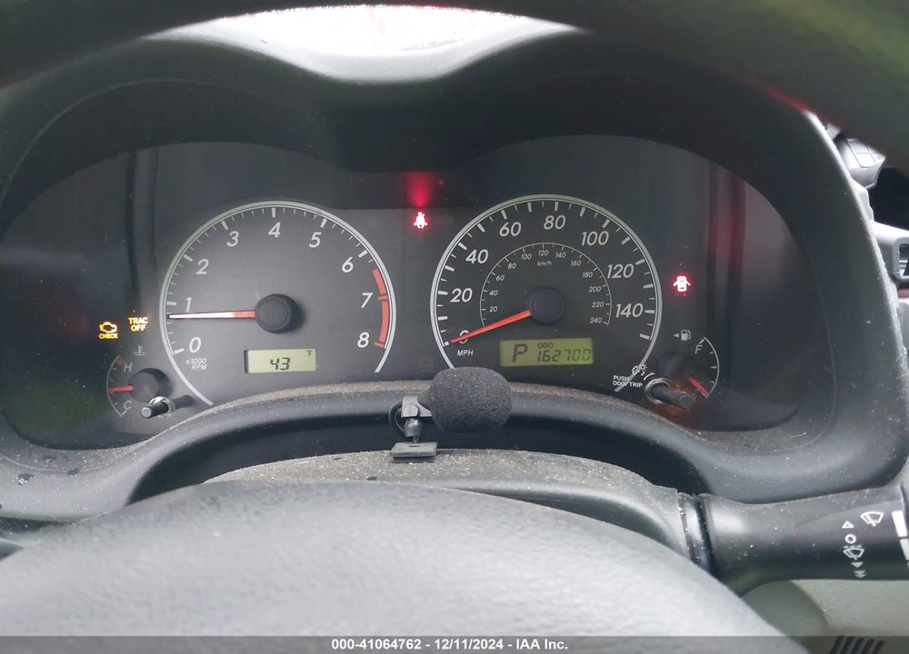 2011 TOYOTA COROLLA LE VIN: 2T1BU4EE8BC714105