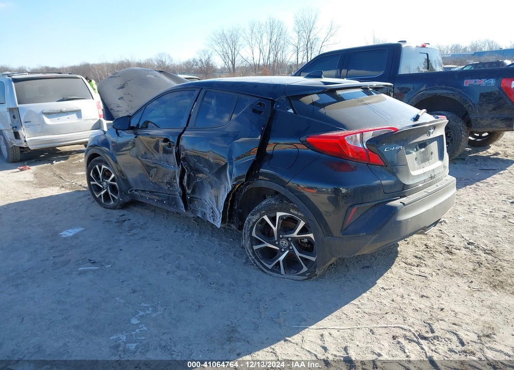 2021 TOYOTA C-HR XLE VIN: NMTKHMBX2MR129989