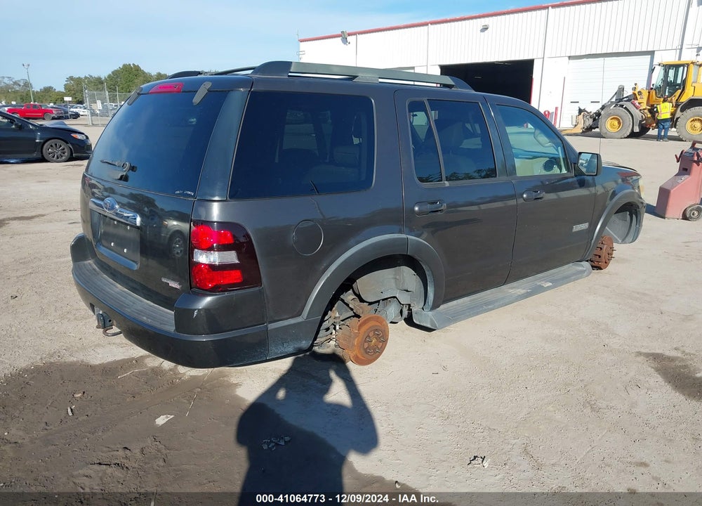2007 FORD EXPLORER XLT VIN: 1FMEU73E57UB86241
