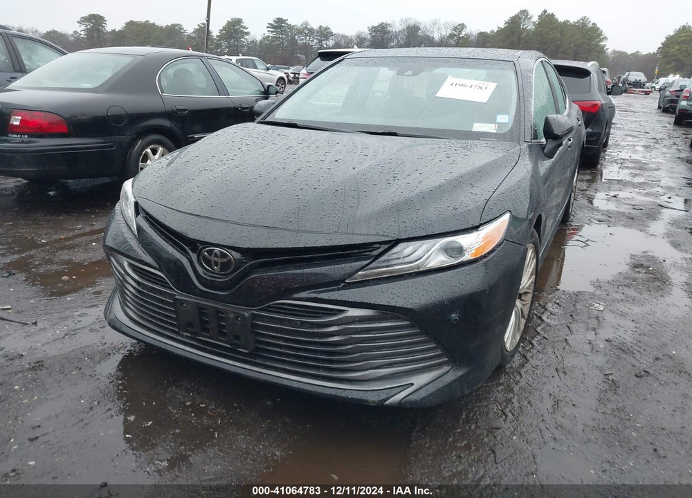 2018 TOYOTA CAMRY VIN: 4T1B11HK6JU511624