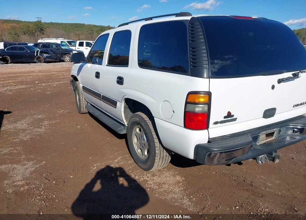 2005 CHEVROLET TAHOE LS VIN: 1GNEC13T85R209053